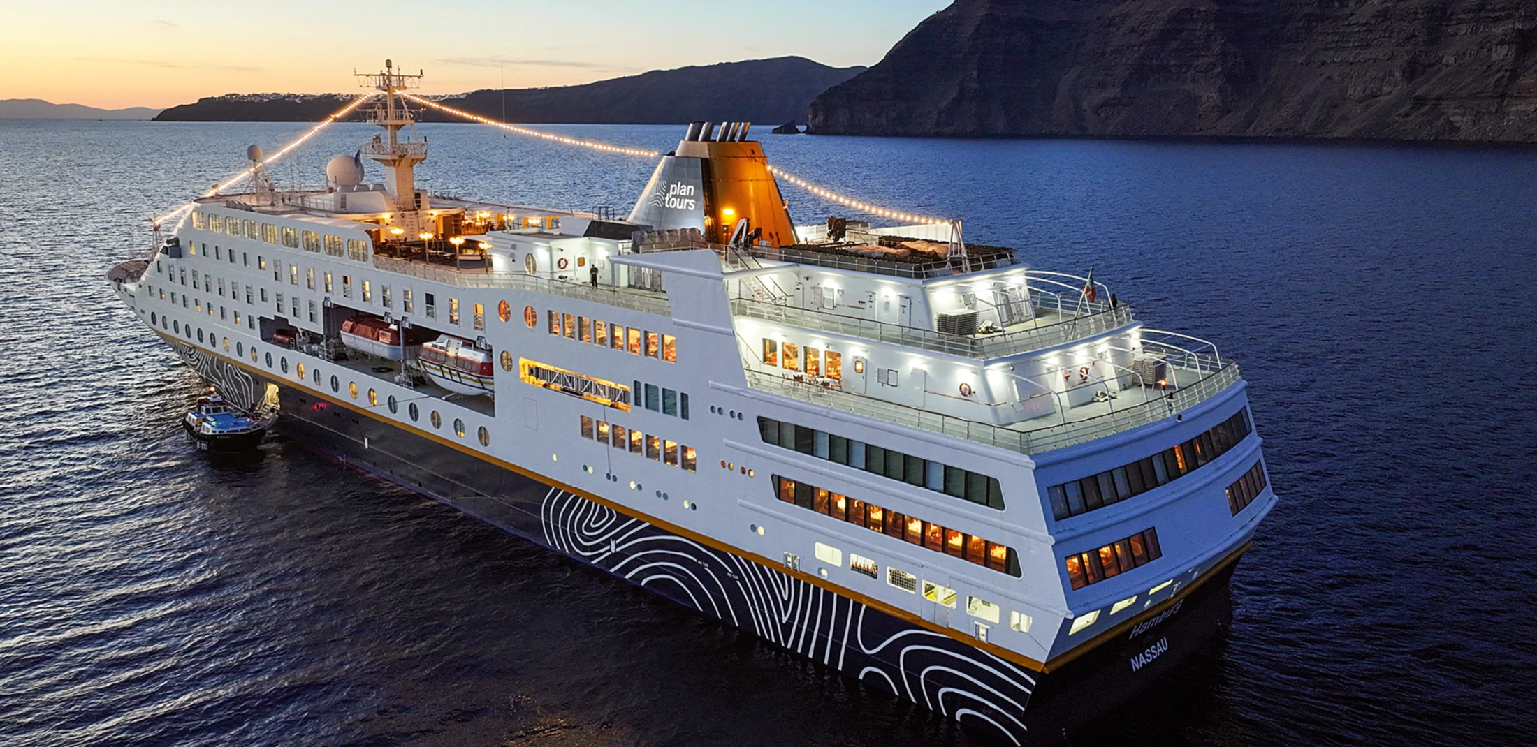 Bild eines plantours Kreuzfahrtschiffes